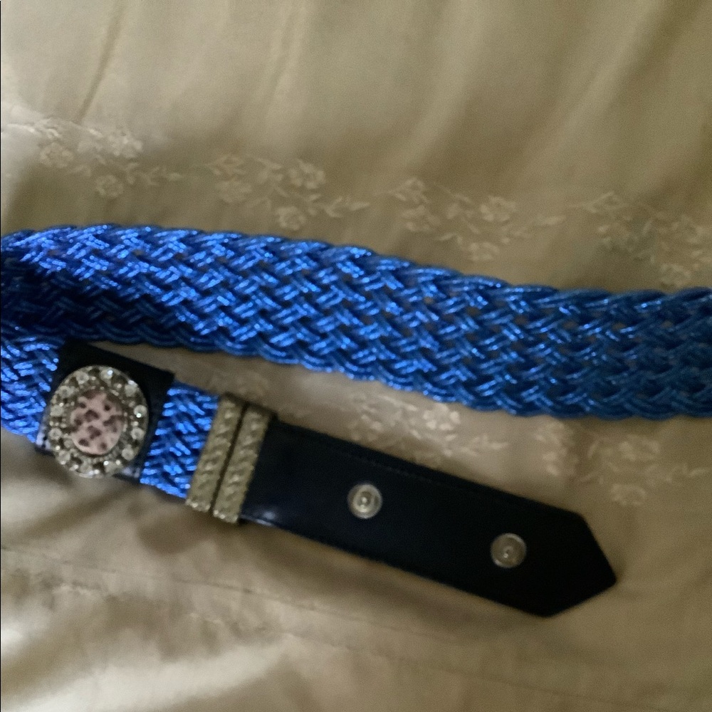 👑HOST PICK👑VINTAGE UNIQUE DIOR BELT. - Picture 5 of 8